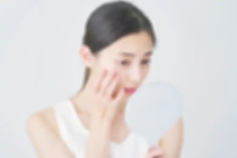 Ilustrasi jenis skincare yang bisa bikin kulit wajah rusak