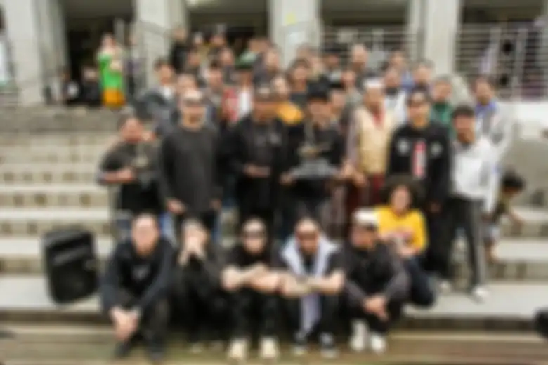 DCDC Ngabuburit Extra 2024 menggelar kegiatan aksi sosial untuk masyarakat sekitar.