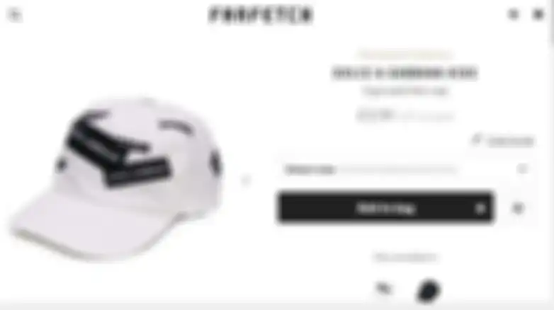 Harga topi yang dipakai Gika