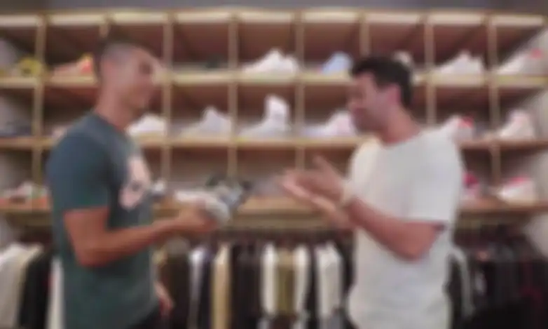 Cristiano Ronaldo belanja sneakers