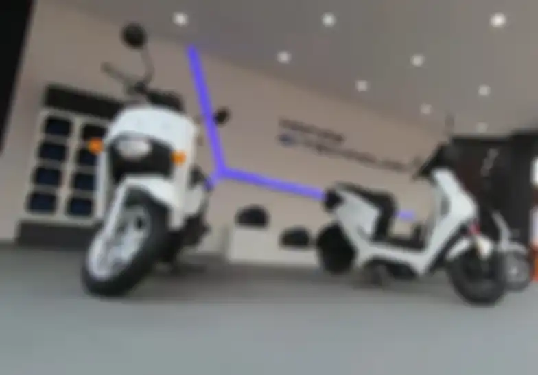 Beberapa motor listrik Honda, ada Benly e, EM1 e, dan Gyro e.
