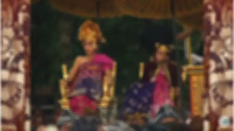 Tjokorda Maya di tahun 2004