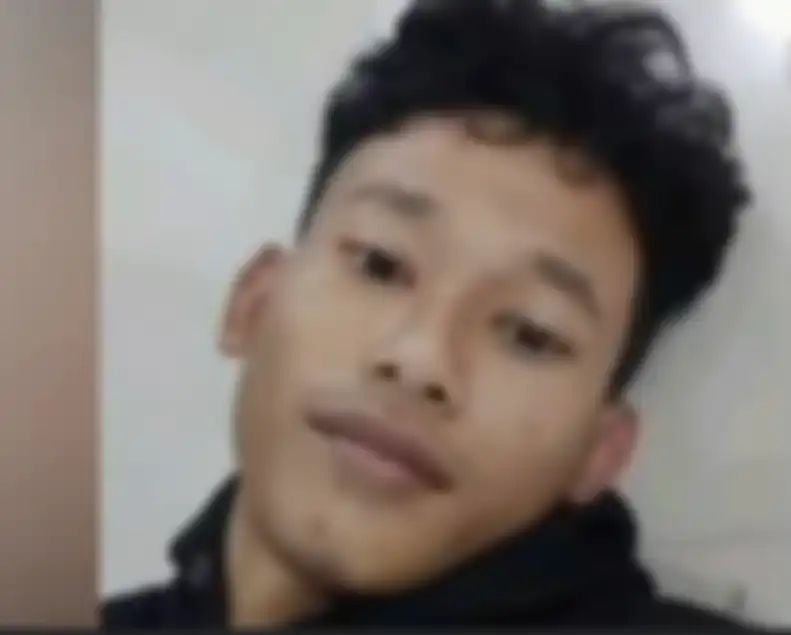 Pemuda Madiun yang jadi tersangka karena bantu hacker Bjorka ternyata punya kebiasaan begini di rumah. Foto wajahnya muncul. 