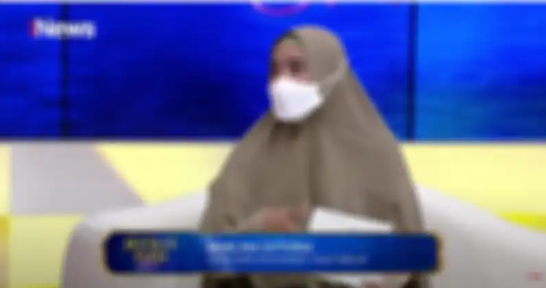 Perbincangan Hotman Paris dan Marlina Octoria yang menantang ayah Taqy Malik bersumpah. 