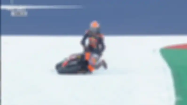 Pembalap Red Bull KTM Factory Racing, Jack Miller terjatuh saat FP1 MotoGP Amerika 2023.