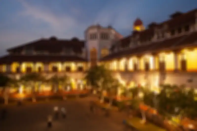 Lawang Sewu, bangunan yang menjadi kantor para pegawai Nederlands-Indische Spoorweg Maatschappij (NISM). 