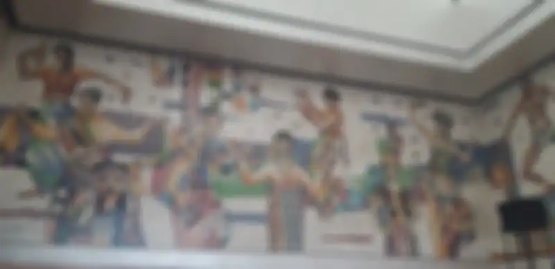 Mozaik di Pelataran Ramayana, Jakarta, menghasilkan tampilan yang memukau.