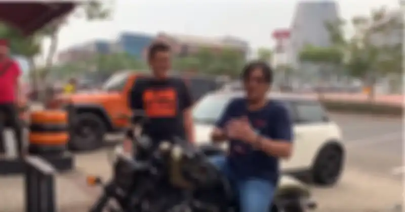 Artis Andre Taulany membeli sebuah motor gede (moge) dengan harga Rp 400 juta setelah menabung selama 25 tahun.