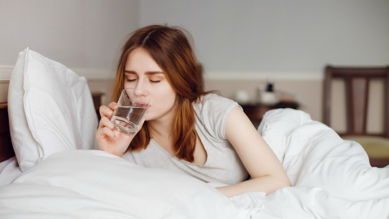 minum air putih bangun tidur