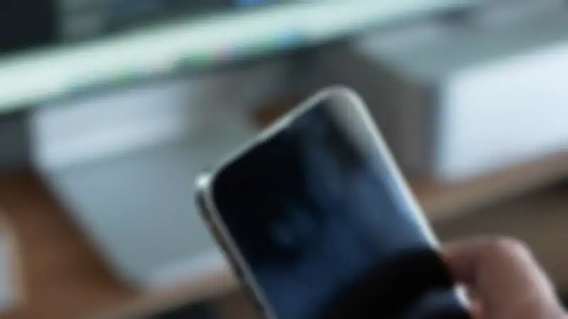 Tampilan layar dummy iPhone 14 Pro