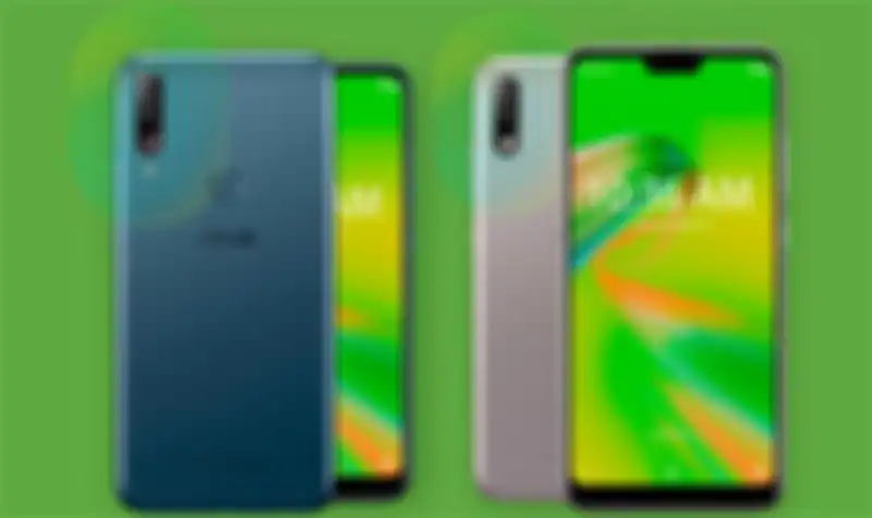 Asus ZenFone Max Shot (kiri), ZenFone Max Plus M2 (kanan)