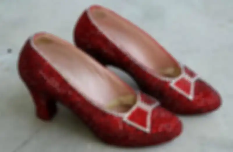 Harry Winston Ruby Slippers seharga Rp 4,2 miliar