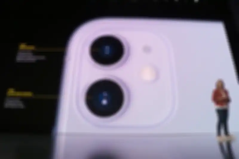 Spesifikasi dual kamera iPhone 11