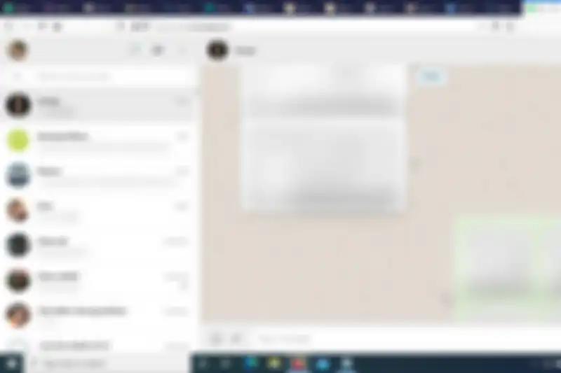 Tampilan layar chat di WhatsApp Web yang disamarkan lewat ekstensi di Mozilla Firefox