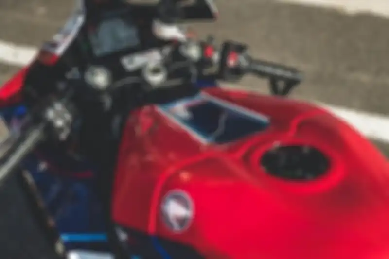 CBR1000RR-R edisi Spa 100