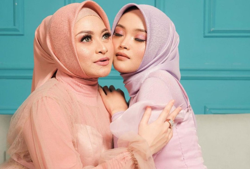 Nathalie Holscher dan Putri Delina berselisih