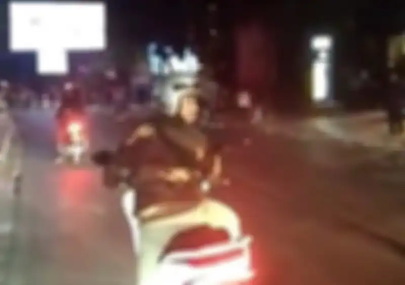 Pemotor di sekitar Rumah Mode panik karena ada dua geng motor tawuran