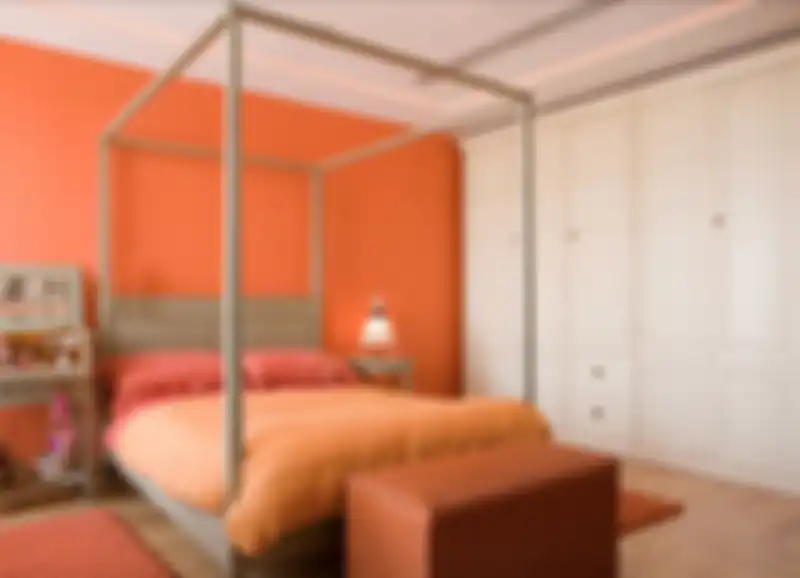 Dinding Kamar Oranye 