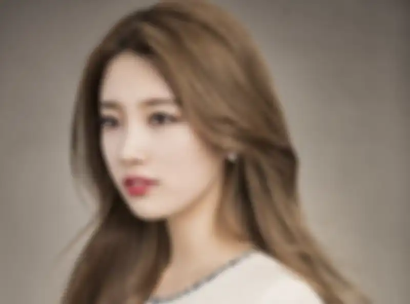 Bae Suzy rambut cokelat