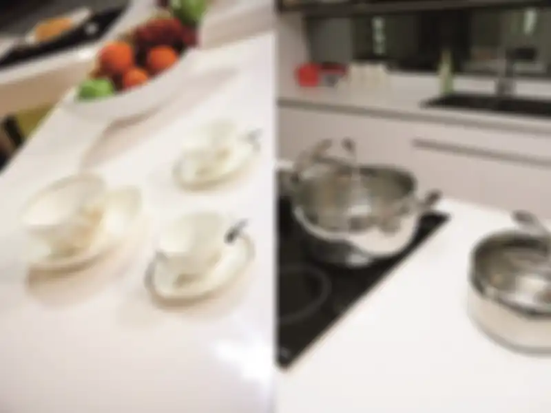 cryogenic (kiri) dan solid surface (kanan), mirip tapi tak sama.