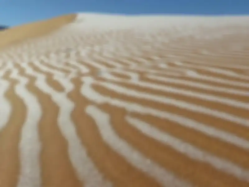 Gurun Sahara yang diselimuti salju