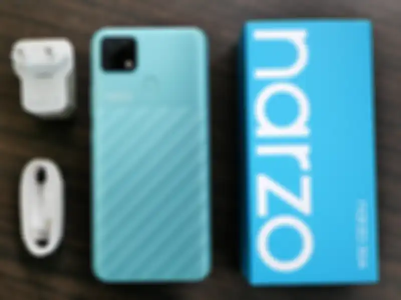 Isi box realme narzo 30A