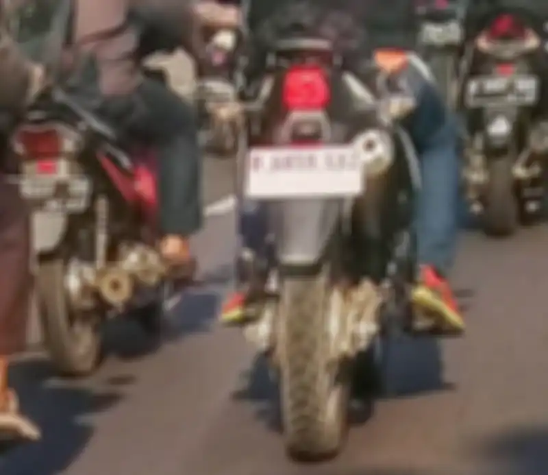 Spyshoot motor yang diduga Suzuki DR 150