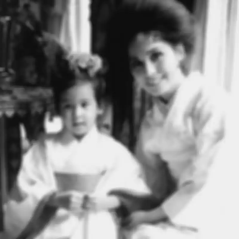 Kartika Soekarno dan Dewi Soekarno