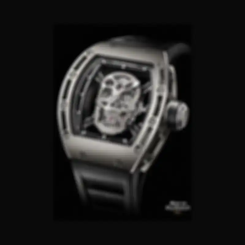 Jam tangan yang dipakai Ari Askhara