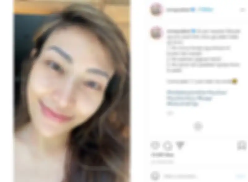 Ayu Dewi pamer wajah polosan tanpa makeup