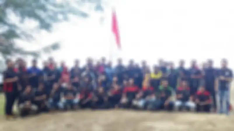 Lokasi pelaksanaan upacara tersebut adalah di pinggir Pantai Libuo, Kecamatan Paguat Kabupaten Pohuwato.