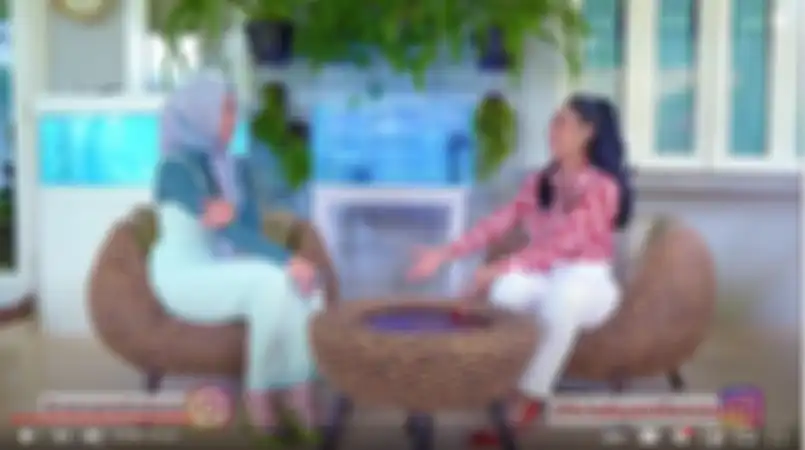 Krisdayanti (KD) saat berbincang di YouTube Venna Melinda.