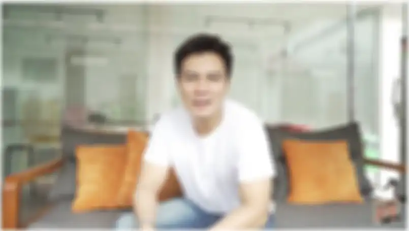 Baim Wong saat menjelaskan alasan pecat Hamzah