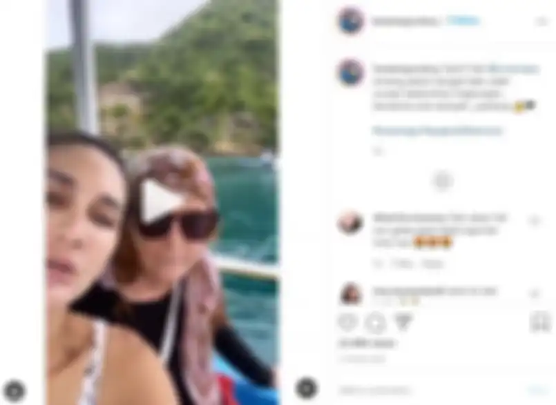 Luna Maya dan sang ibunda