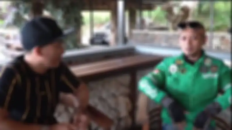 Cuplikan video Jurnal Risa tentang driver ojol yang mengaku sempat mengantarkan penumpang tak kasat mata