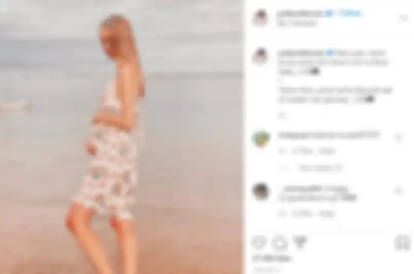 Unggahan Polly Alexandria umumkan kehamilan anak pertama.