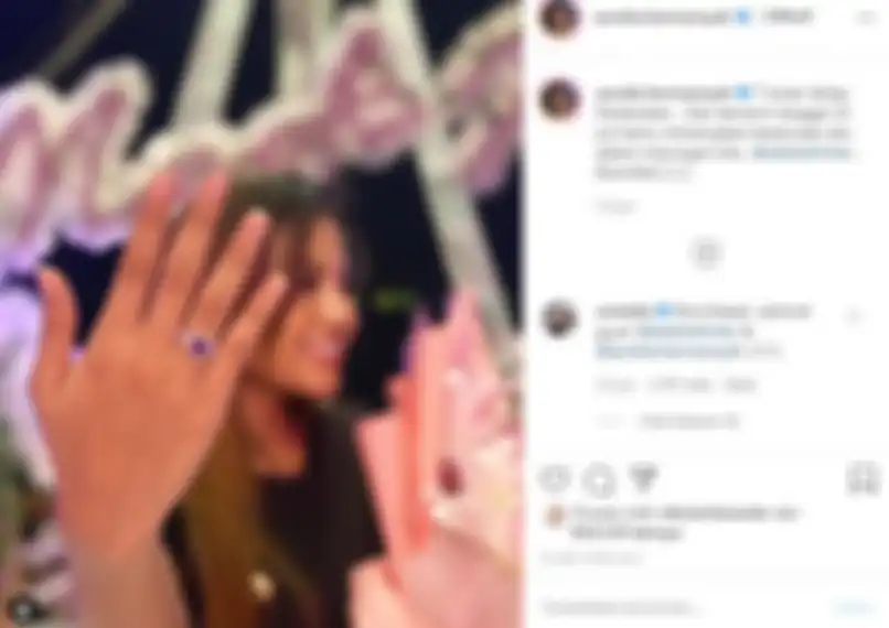 Aurel memperlihatkan cincin yang membuktikan keseriusan Atta Halilntar dalam hubungannya.