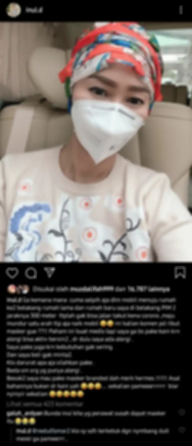 Inul Daratista ungkapkan alasannya memakai masker medis.