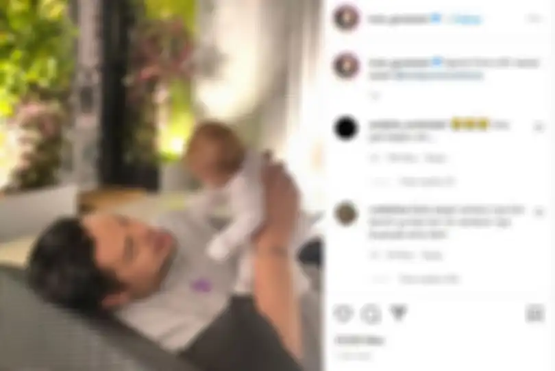 Ivan Gunawan mengajak boneka pertamanya bermain