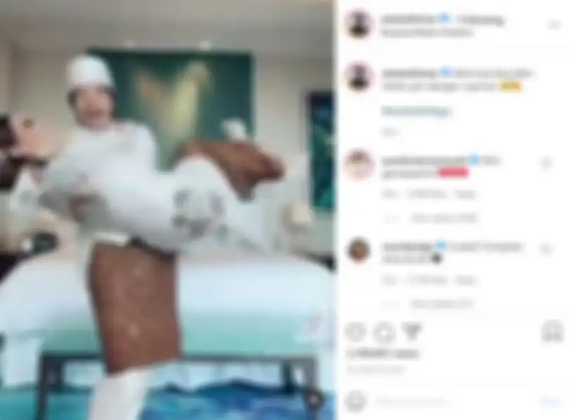 Atta Halilintar membuat video Tiktok dengan Aurel Hermansyah