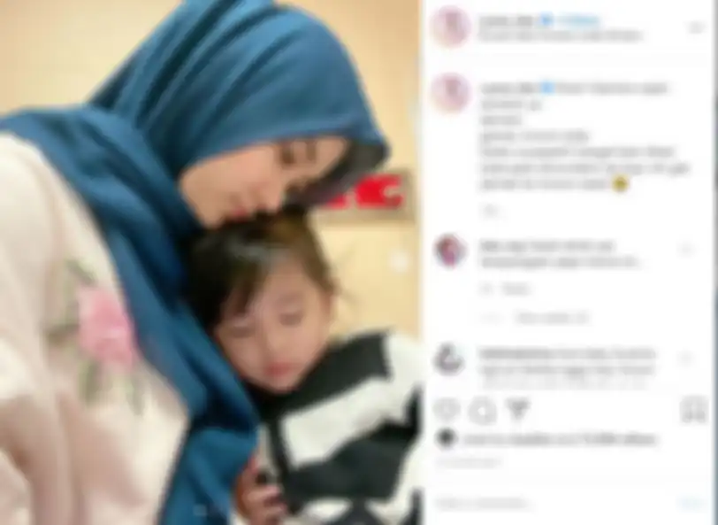Anaknya Ryana Dea dilarikan ke rumah sakit.