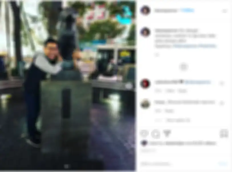 Potret Idan Separo bersama Hachiko saat di Jepang.