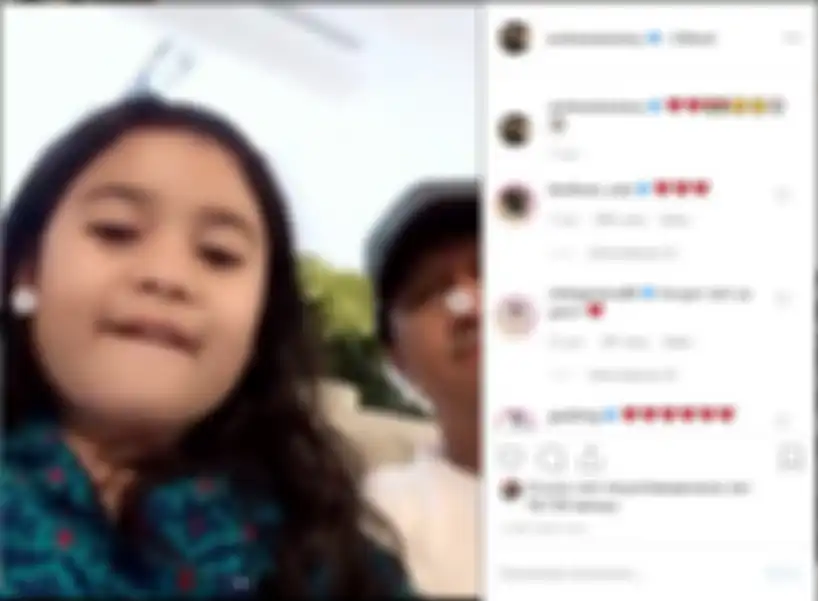 Andre Taulany saat temani sang anak nyanyi