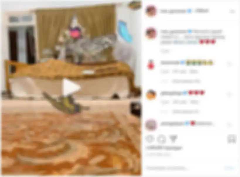 Unggahan Ivan Gunawan yang tengah menemani jenazah sang ayah.