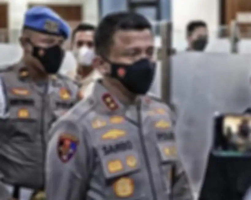 Para jenderal bintang 3 ambil inisiatif begini saat Kapolri Jenderal Listyo Sigit gamang terhadap Ferdy Sambo. Foto sosoknya banjir pujian. 
