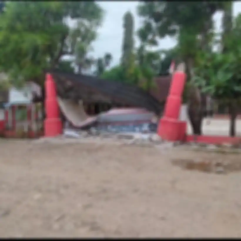 Dari sejumlah foto rumah warga Pandeglang yang rusak parah itu, penelitian megathrust selatan Jawa kembali menjadi perbincangan.