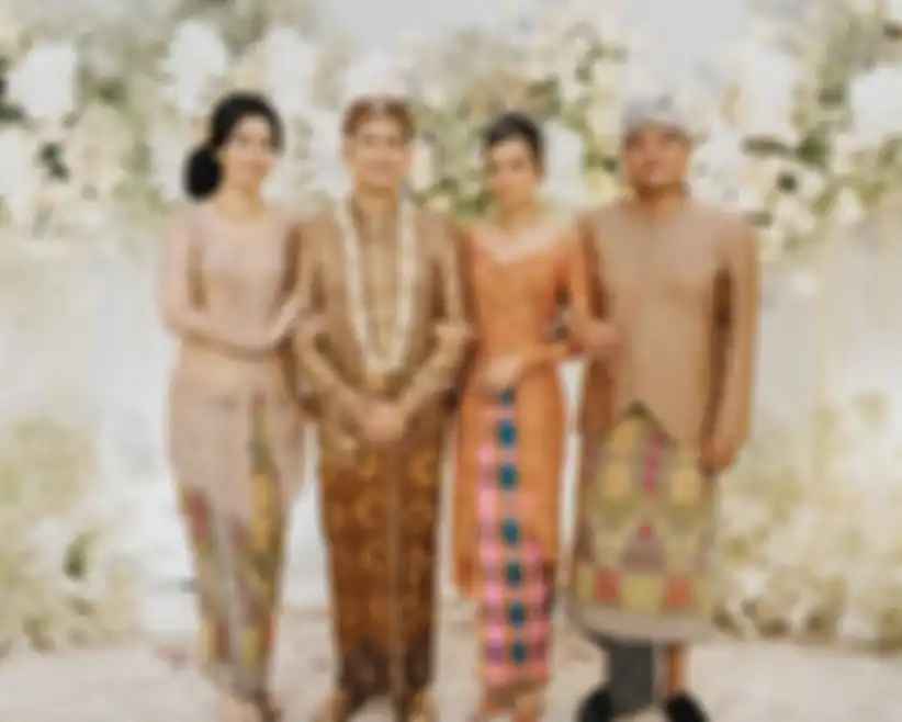 Potret Indra Lesmana dan istri bersama Eva Celia dan sang suami