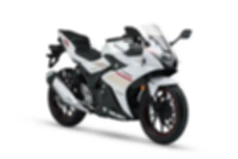 Motor sport Suzuki GSX-250R 2024 resmi rilis di Cina.