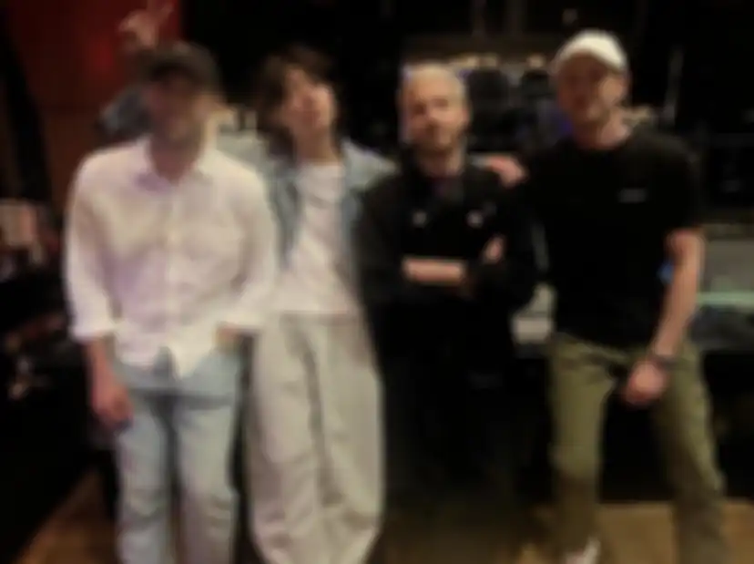 Jungkook di studio Scooter Braun 