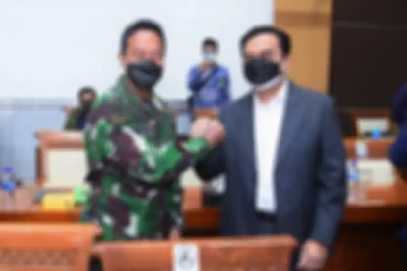 Effendi Simbolon diam-diam punya tujuan begini, namun darah Jenderal Dudung terlanjur mendidih. Foto anggota DPR dikuliti.